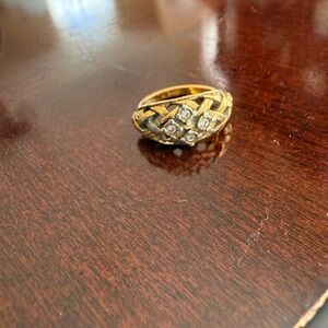 Vintage Avon Ring Size 7.25